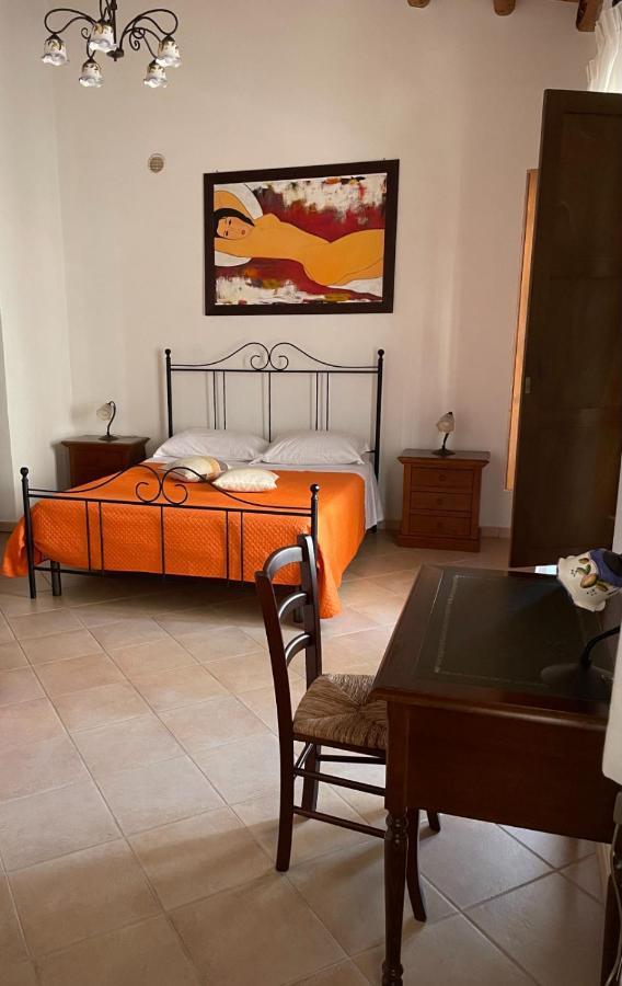 Вилла Kamikos Casa Vacanze, Сикульяна Экстерьер фото